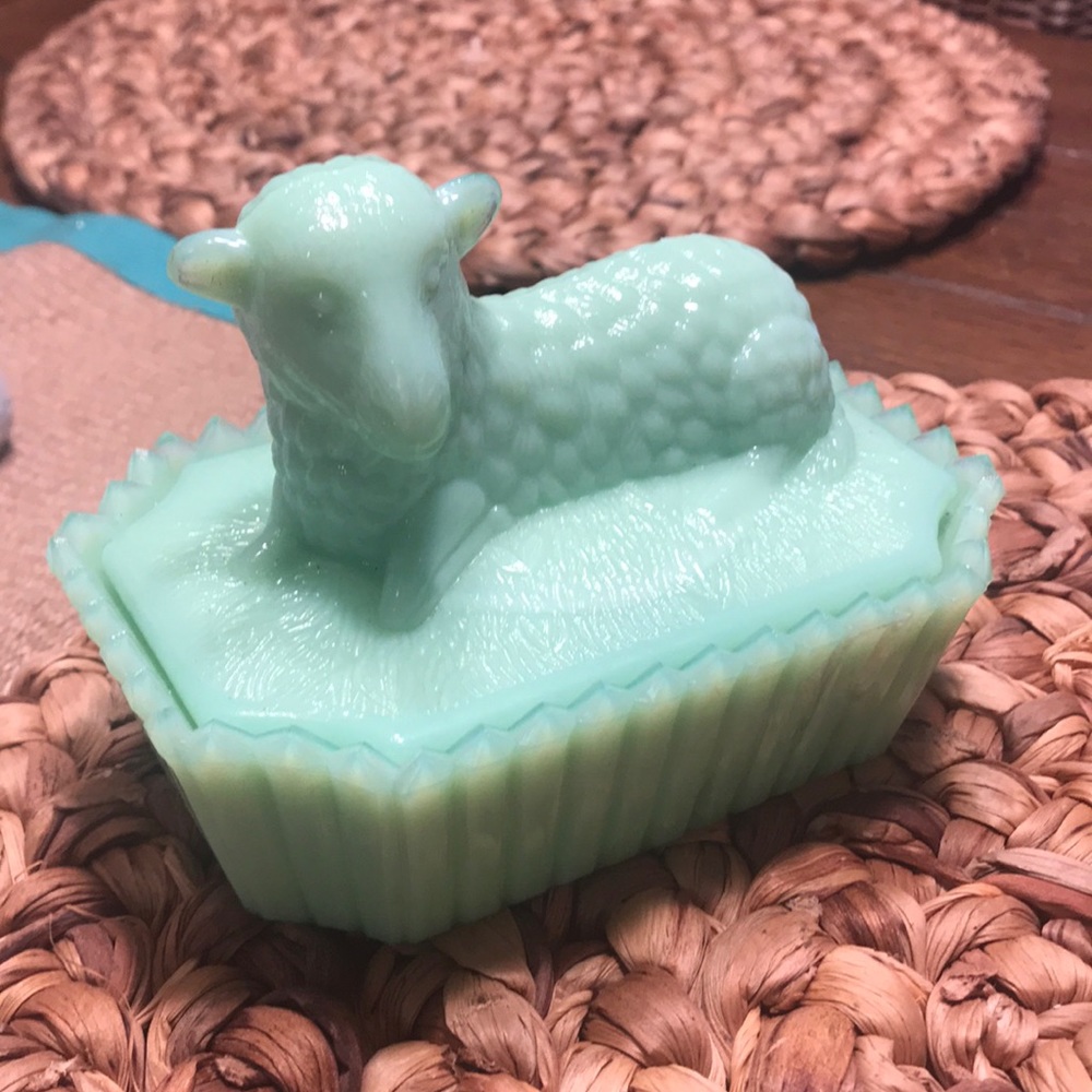 Mint green Fenton :Jewelry box,Butter dish,etc